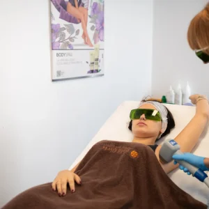 TRATTAMENTO EPILAZIONE LASER